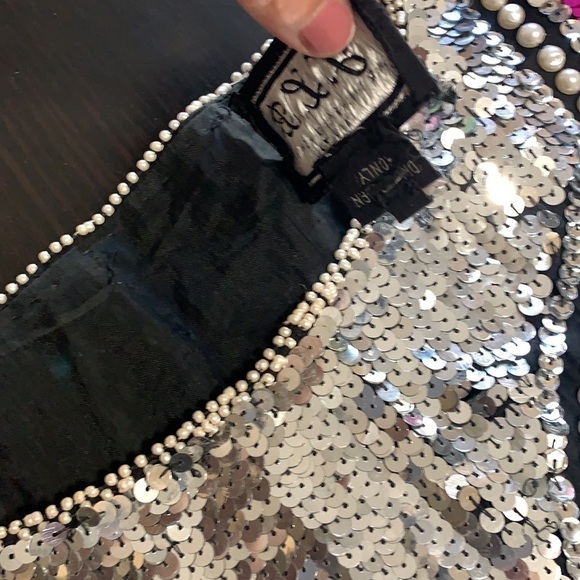 J.L.B vintage silk sequin top - Picture 9 of 9